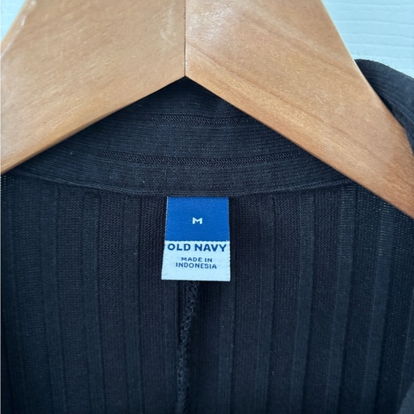 Adorable Collared Black Old Navy Sweater Dress Size Medium - Picture 4 of 4